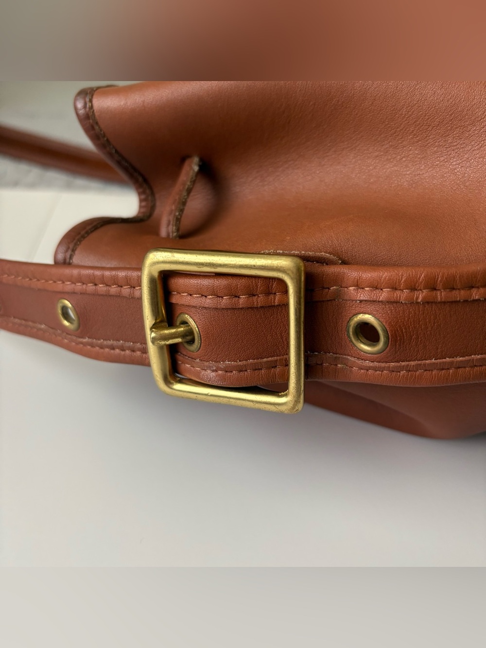 Vintage COACH Lula’s Legacy British Tan Leather Drawstring Bucket Bag - Picture 6 of 9